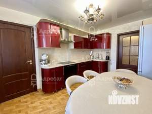 3-к квартира, вторичка, 98м2, 11/12 этаж