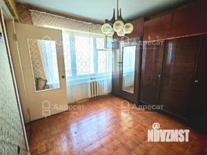 4-к квартира, вторичка, 59м2, 5/5 этаж