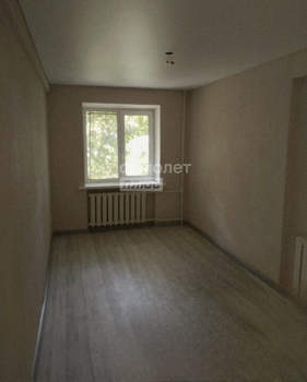 2-к квартира, вторичка, 41м2, 1/4 этаж