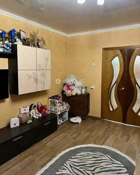 3-к квартира, вторичка, 65м2, 9/9 этаж