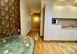 2-к квартира, вторичка, 79м2, 9/9 этаж