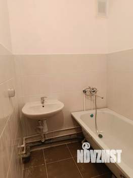 2-к квартира, вторичка, 45м2, 1/10 этаж