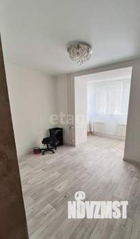 2-к квартира, вторичка, 42м2, 1/10 этаж