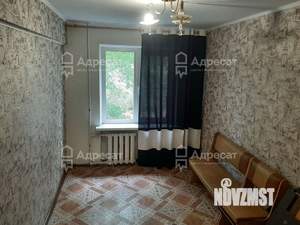 3-к квартира, вторичка, 58м2, 2/5 этаж