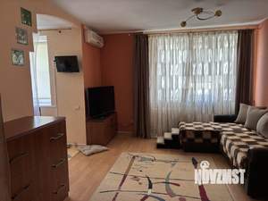 3-к квартира, вторичка, 74м2, 9/9 этаж