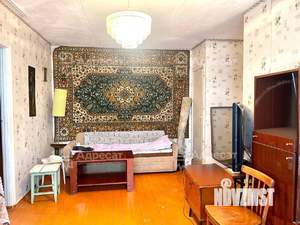 4-к квартира, вторичка, 62м2, 3/5 этаж