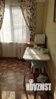 4-к квартира, вторичка, 77м2, 1/5 этаж