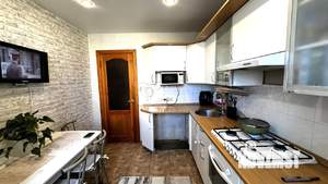 4-к квартира, вторичка, 75м2, 10/10 этаж