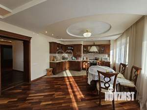 3-к квартира, вторичка, 121м2, 8/9 этаж
