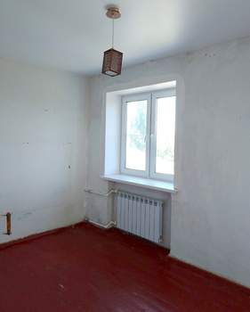 2-к квартира, вторичка, 42м2, 4/4 этаж