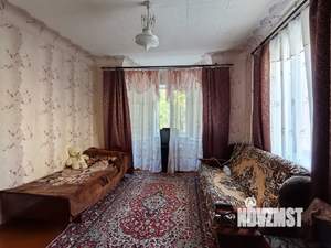 3-к квартира, вторичка, 63м2, 1/3 этаж