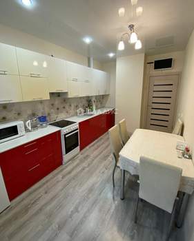 2-к квартира, вторичка, 64м2, 4/16 этаж