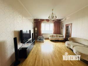 3-к квартира, вторичка, 114м2, 11/17 этаж