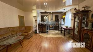 3-к квартира, вторичка, 102м2, 2/3 этаж