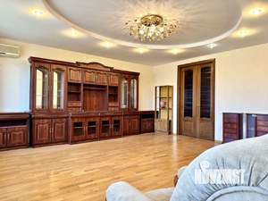 3-к квартира, вторичка, 135м2, 6/9 этаж