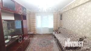 3-к квартира, вторичка, 58м2, 3/5 этаж