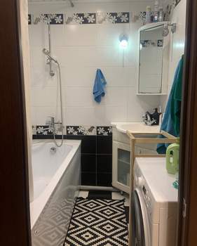 3-к квартира, вторичка, 65м2, 8/9 этаж