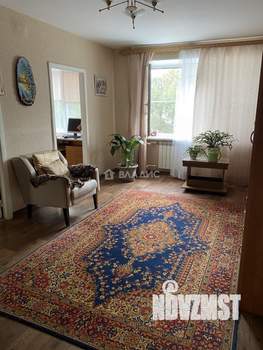 4-к квартира, вторичка, 63м2, 3/5 этаж