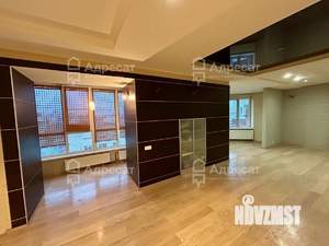 3-к квартира, вторичка, 131м2, 9/10 этаж