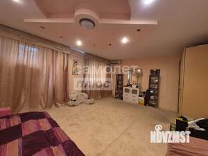 4-к квартира, вторичка, 156м2, 2/5 этаж